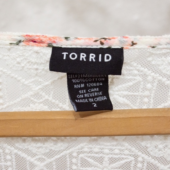Torrid Floral Peasant Top - Picture 3 of 5